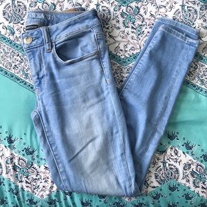 ‼️CLOSET CLOSING‼️American Eagle Jeans